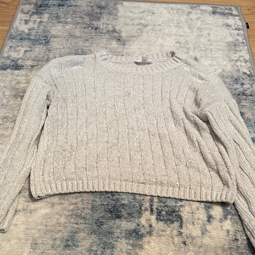 No Boundaries Women's Textured Cream Sweater